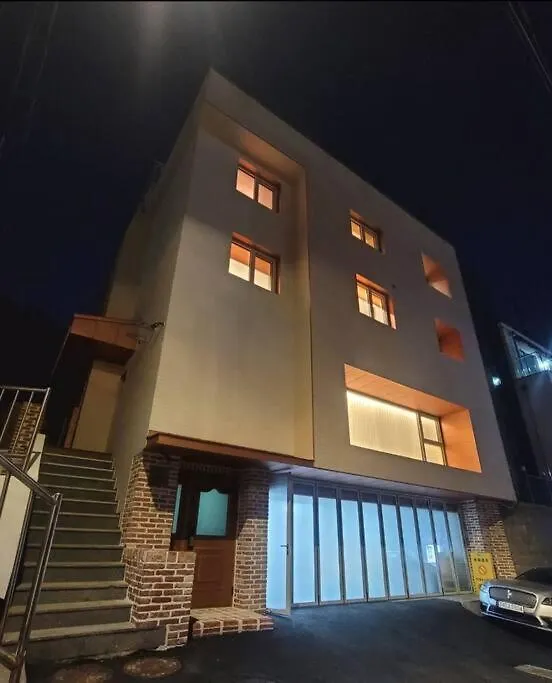 Apartment Palmtree Villa Myeongdong 201 Seoul South Korea
